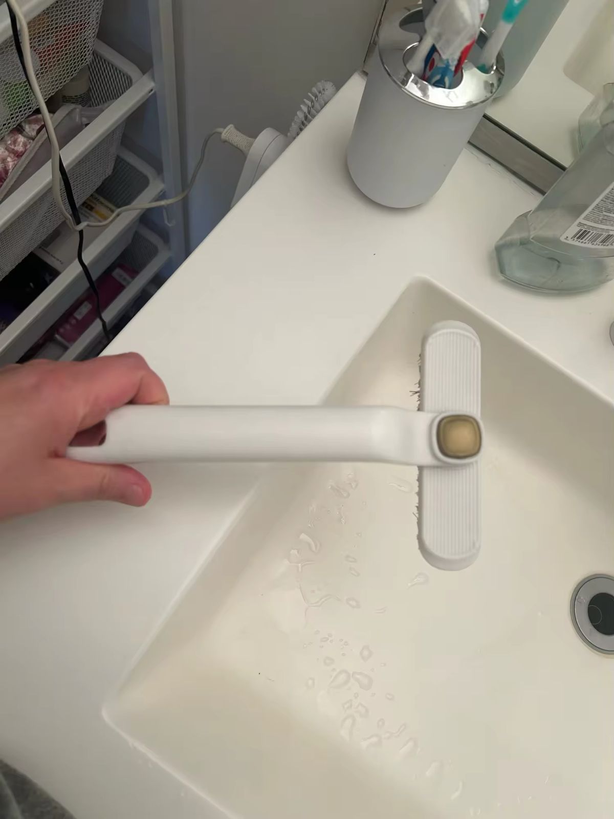 Rotating Cleaning Brush
